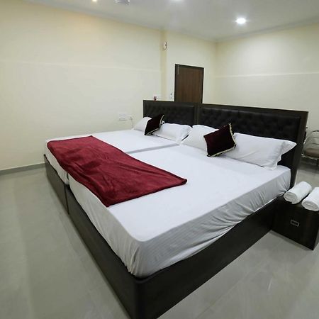 Aparthotel Shivalaya Residency Thrissur Esterno foto
