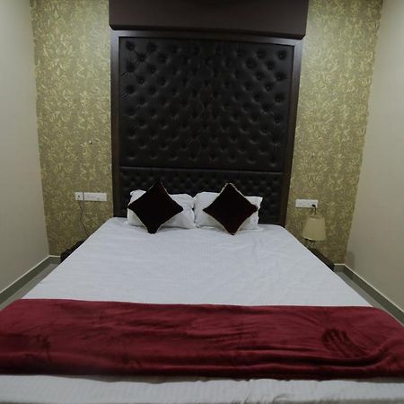 Aparthotel Shivalaya Residency Thrissur Esterno foto