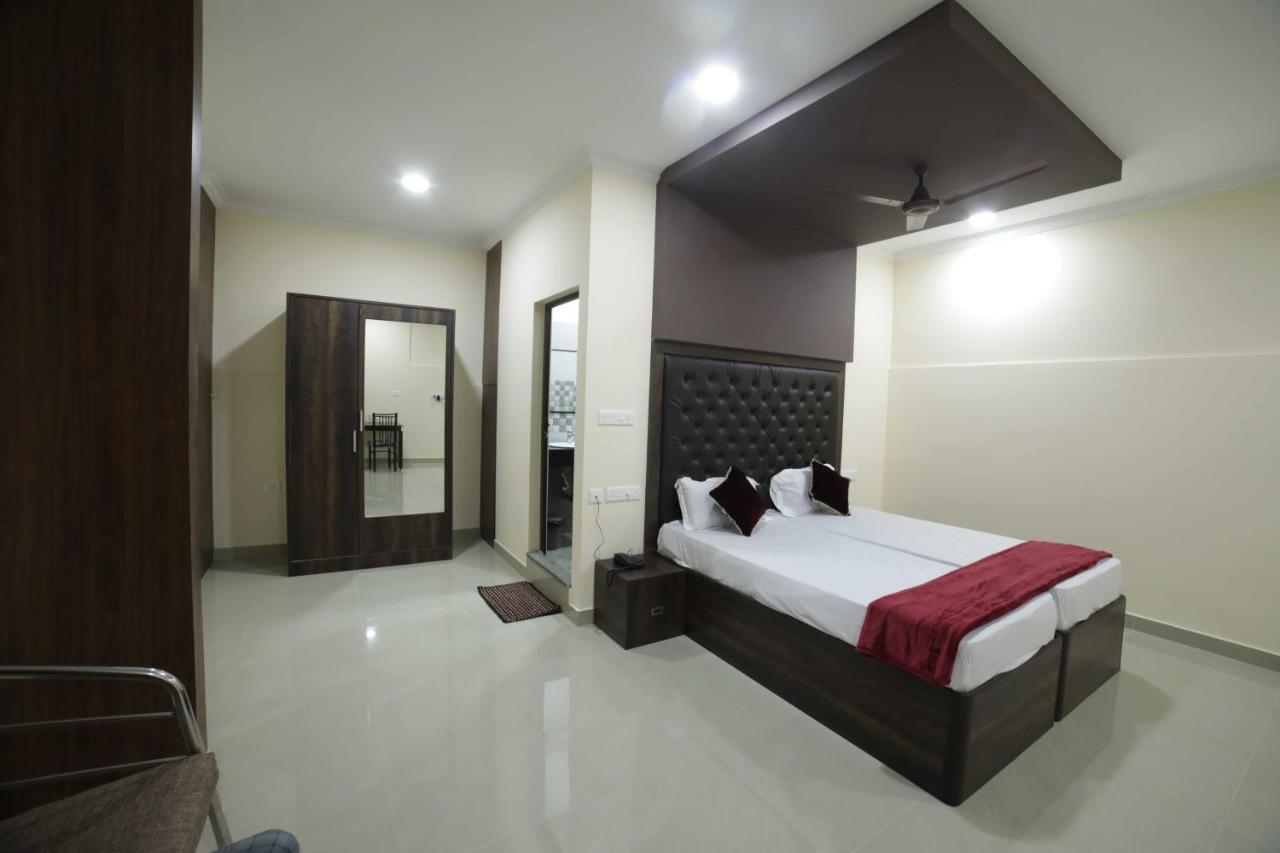 Aparthotel Shivalaya Residency Thrissur Esterno foto