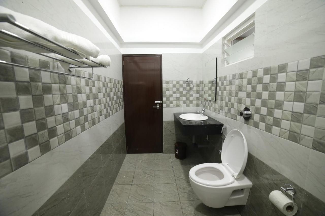 Aparthotel Shivalaya Residency Thrissur Esterno foto