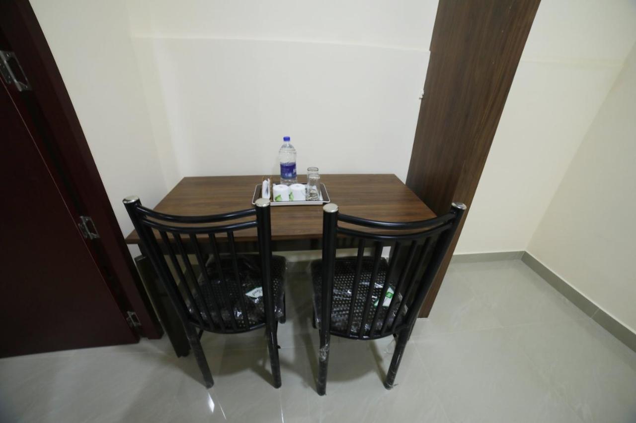 Aparthotel Shivalaya Residency Thrissur Esterno foto
